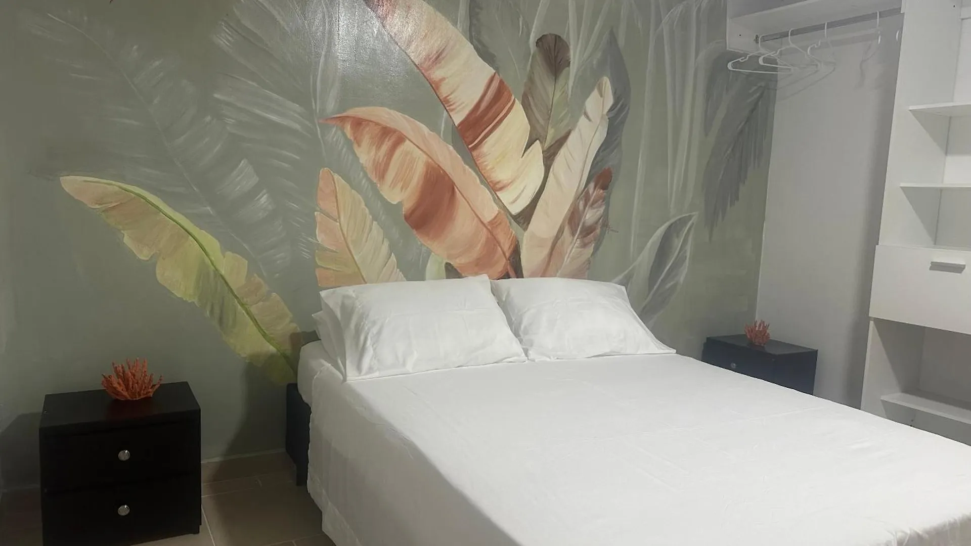 Leonor'S Guest House Bahia Suroeste